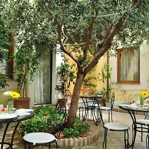 Le Clarisse Trastevere Pensionat